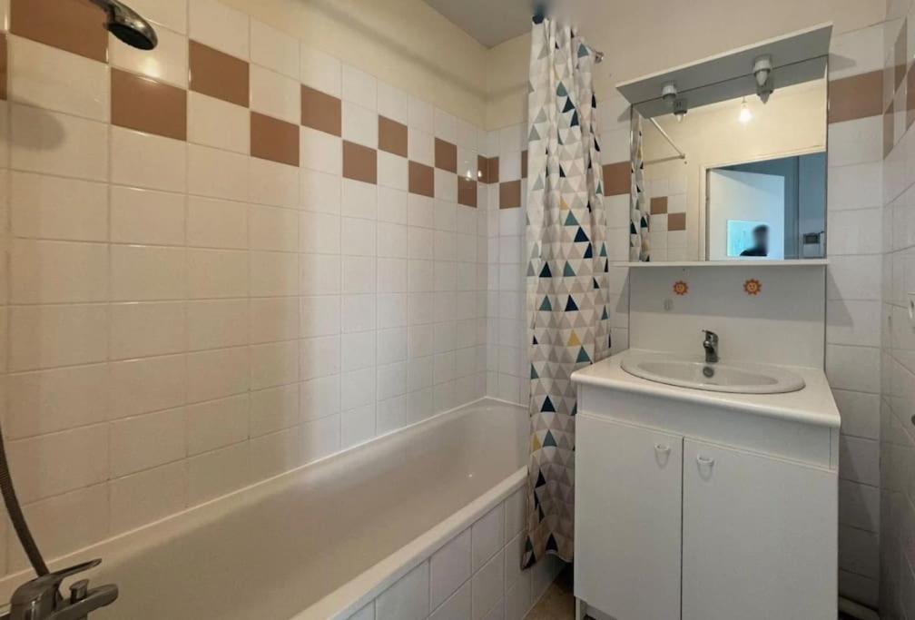 Apartamento T2 4 Couchage A 2 Pas Du Bassin Gujan-Mestras Exterior foto